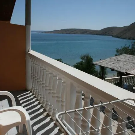 And Sandy Beach - Afordable With Parking Vlasici